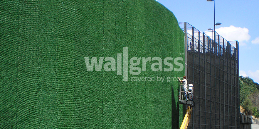 جدار العشب الأخضر