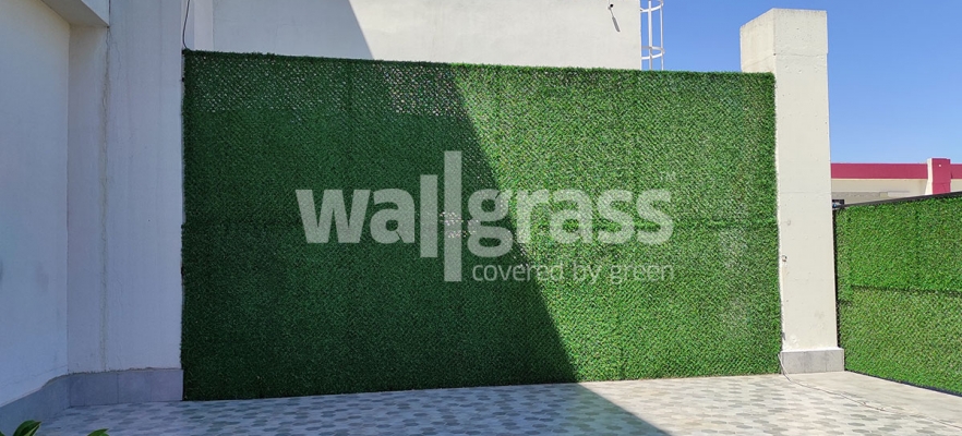 Using Fake Grass for Wall