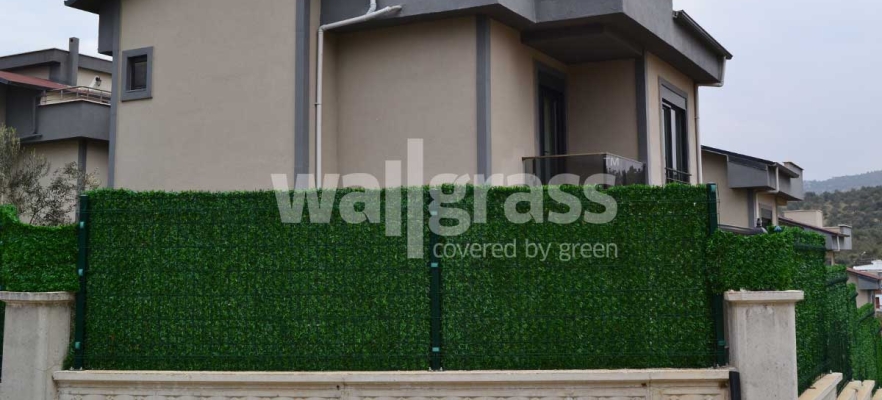 What is Grass Fence Panels?