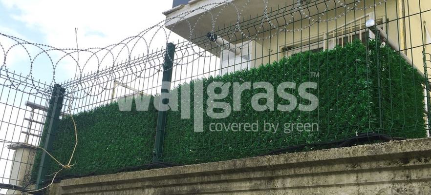 How To Install Grass Fence Panels - How To Make A Artificial Grass Wall